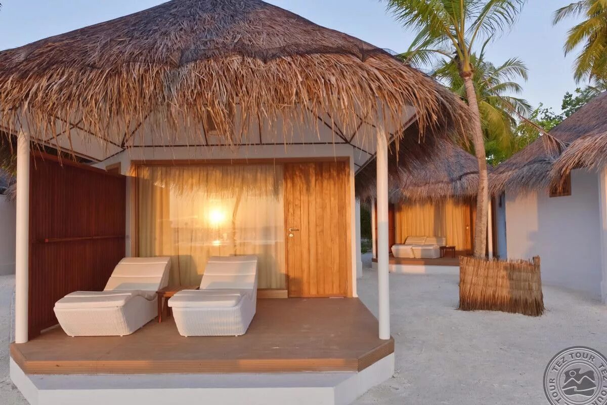Island resort 4. Thulhagiri island мальдивы. thulhagiri island resort spa 4. thulhagiri island resort 4 бунгало. северный атолл мале бунгало.