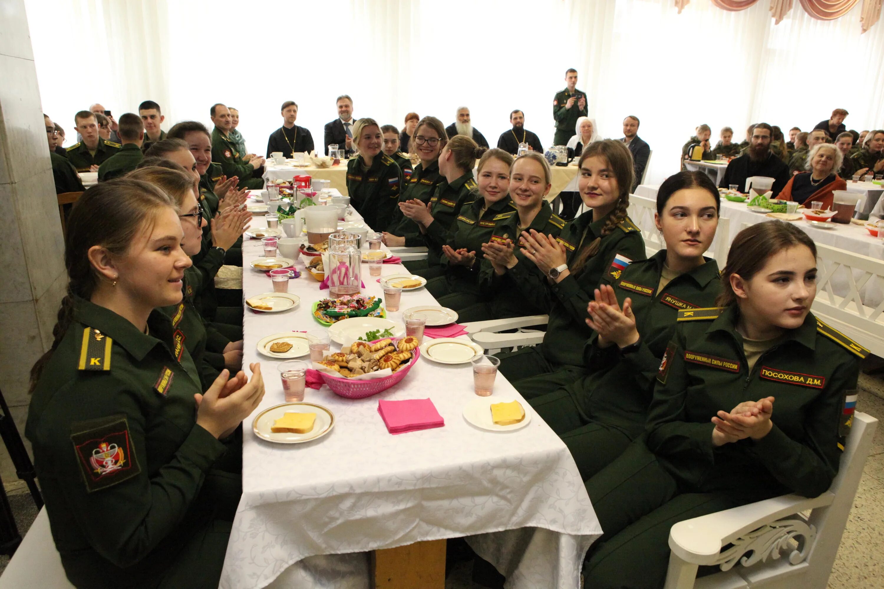 Военный мед институт. Медицинская Академия Кирова Санкт-Петербург. Военно медицинская Академия имени Кирова. Военная Академия им Кирова Санкт-Петербург. ВМЕДА им Кирова курсанты.