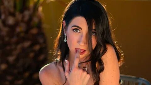 MFC's Aubri Toffee Featured in January Issue of CAMStar AVN 