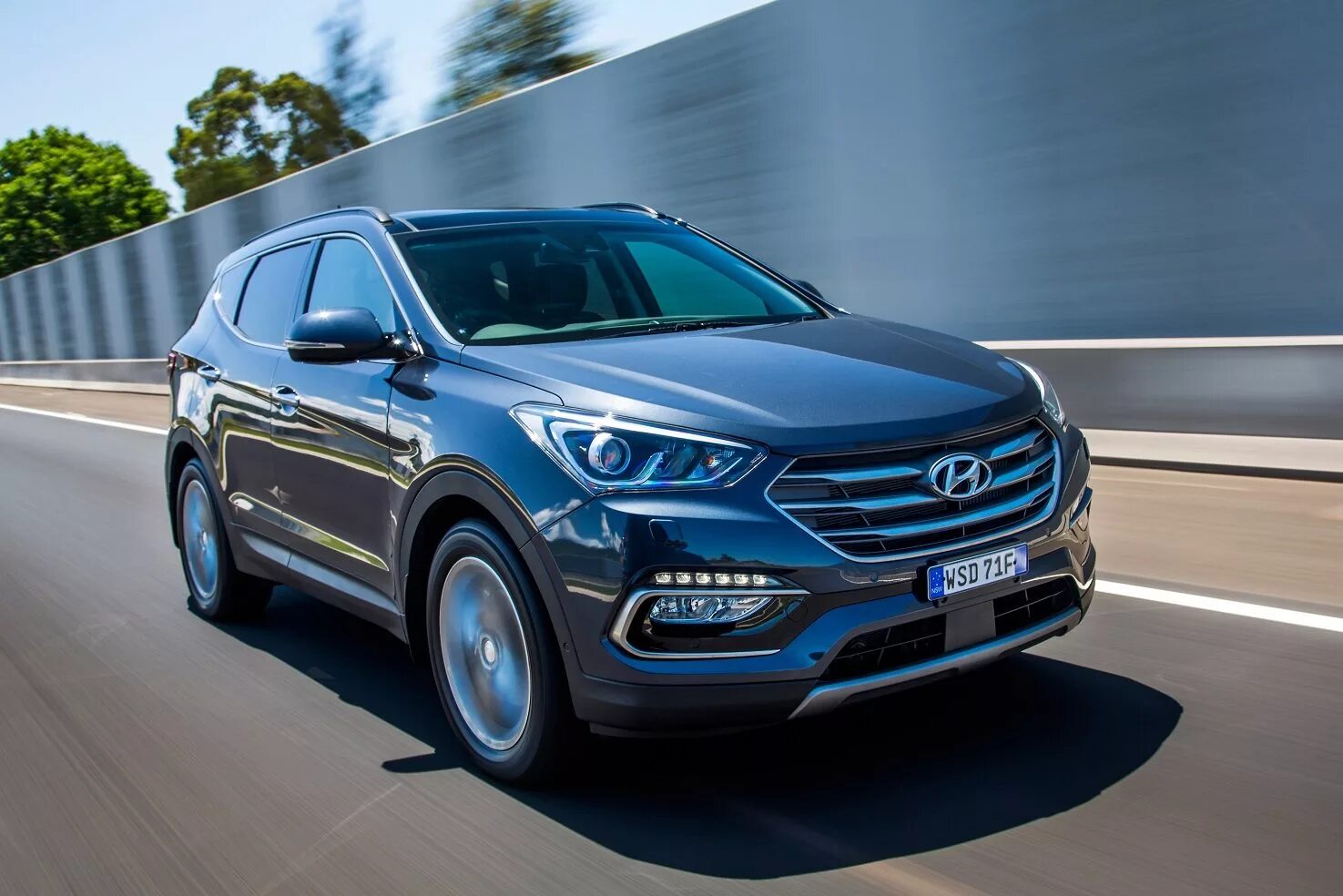 Фото новой хендай санта фе. Hyundai Santa Fe. Hyundai Santa Fe 2016. Хендай Санта Фе 2016. Hyundai Санта Фе 2016.