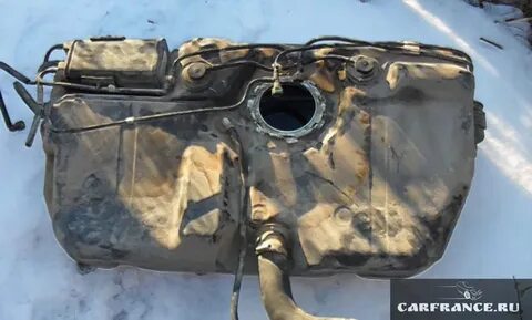 Сколько литров бак в гранте лифтбек