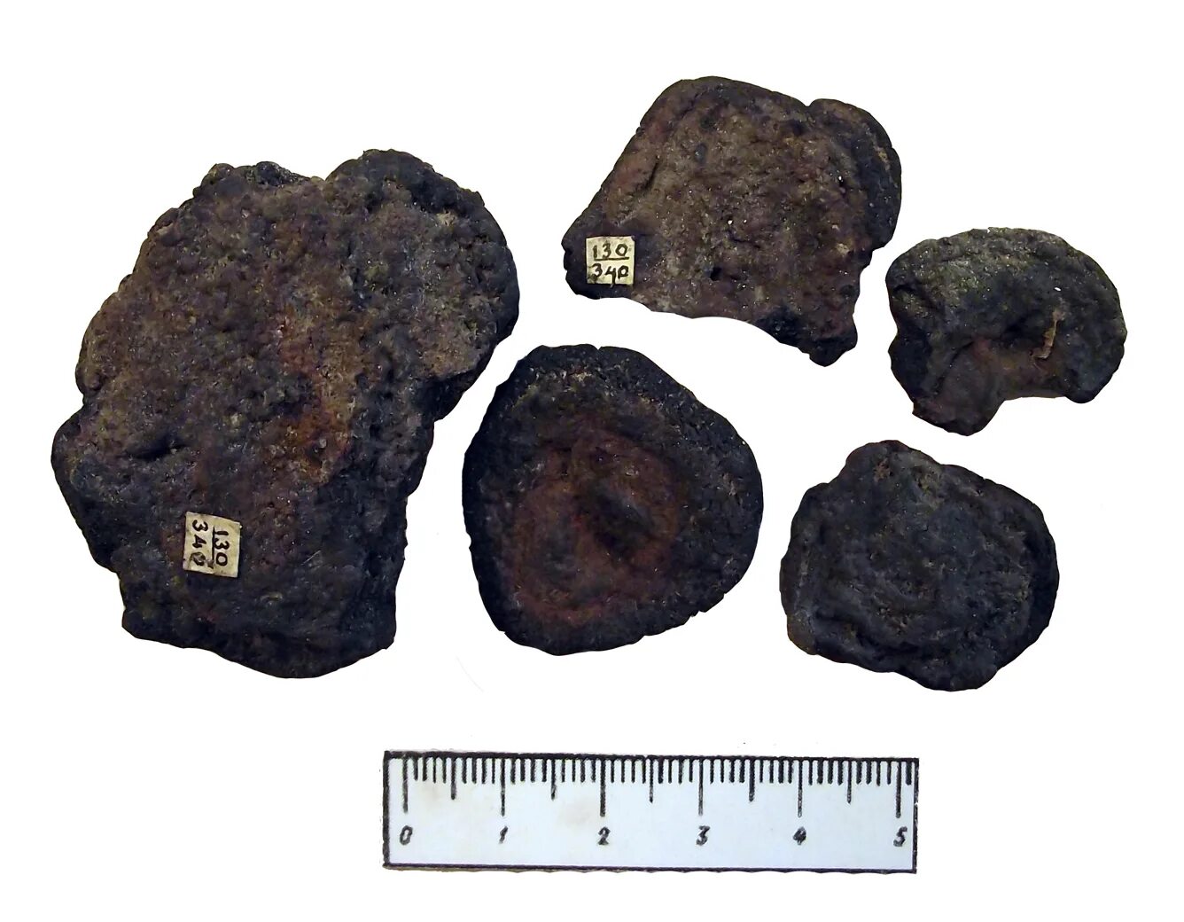 Железная руда горная порода. Руд пласт. Руд пласт. Никель минерал. Руд пласт.