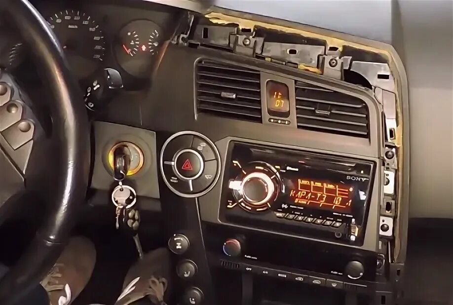 Как снять магнитолу на ssangyong kyron Установка. Замена магнитолы (часть 1) SsangYong Actyon Sports (1G), 2 л, 2008