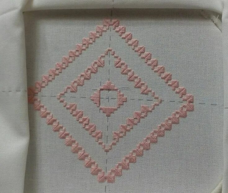 платок к 9 мая вышивка. платочек вышивка для мамы. везу я вышитый платок. пуховый платок с вышивкой. везу я вышитый платок.