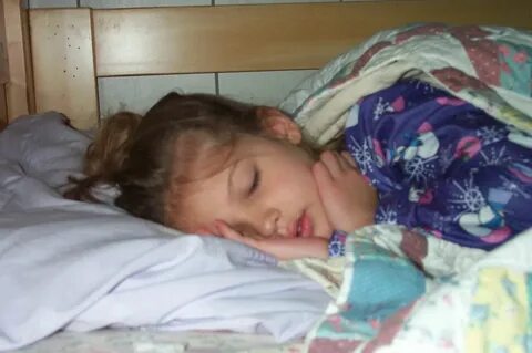 My little sister sleep now