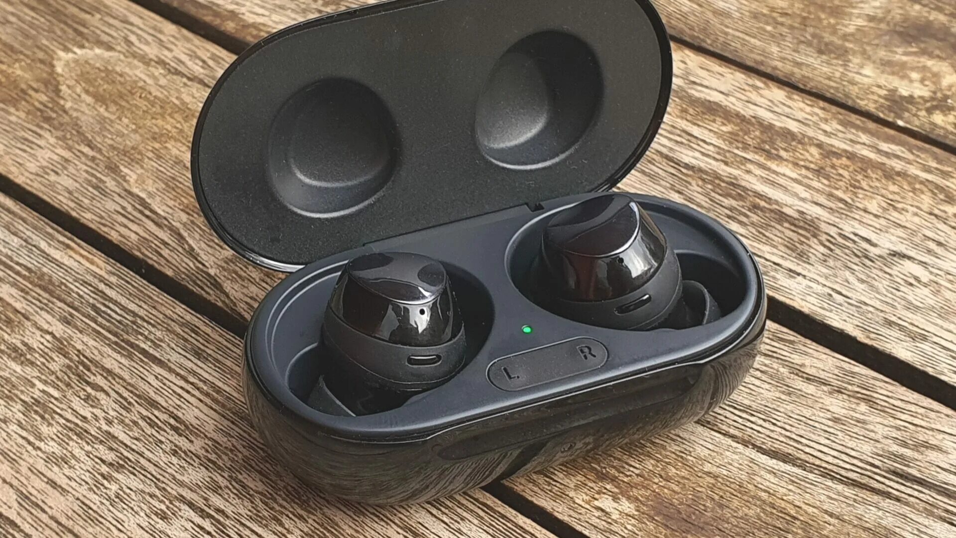 Обзор buds. Tws samsung galaxy buds. samsung galaxy buds plus. наушники tws samsung buds pro. наушники samsung galaxy buds plus.