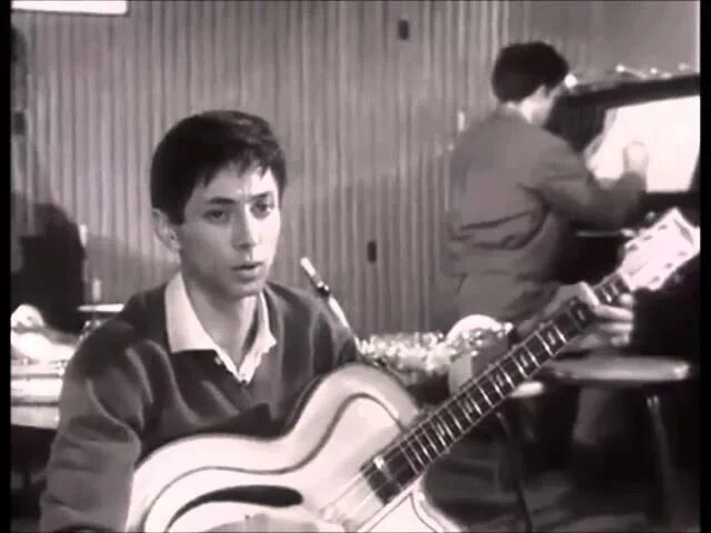 Мгла стивен кинг туман. Первый троллейбус фильм 1963 песня. Солнце в тумане. Мгла фильм 2007. Песня тает мгла.