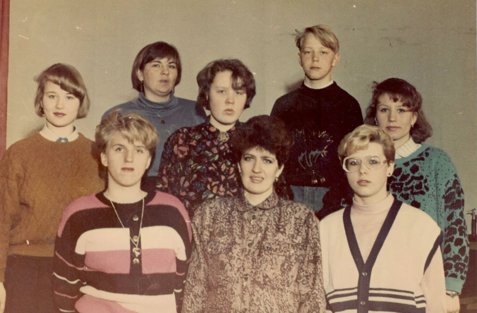 москва школа 399 выпуск 1993 года. школа 956 москва. 1 класс 1993. класс 1993. школьники 1993 год.