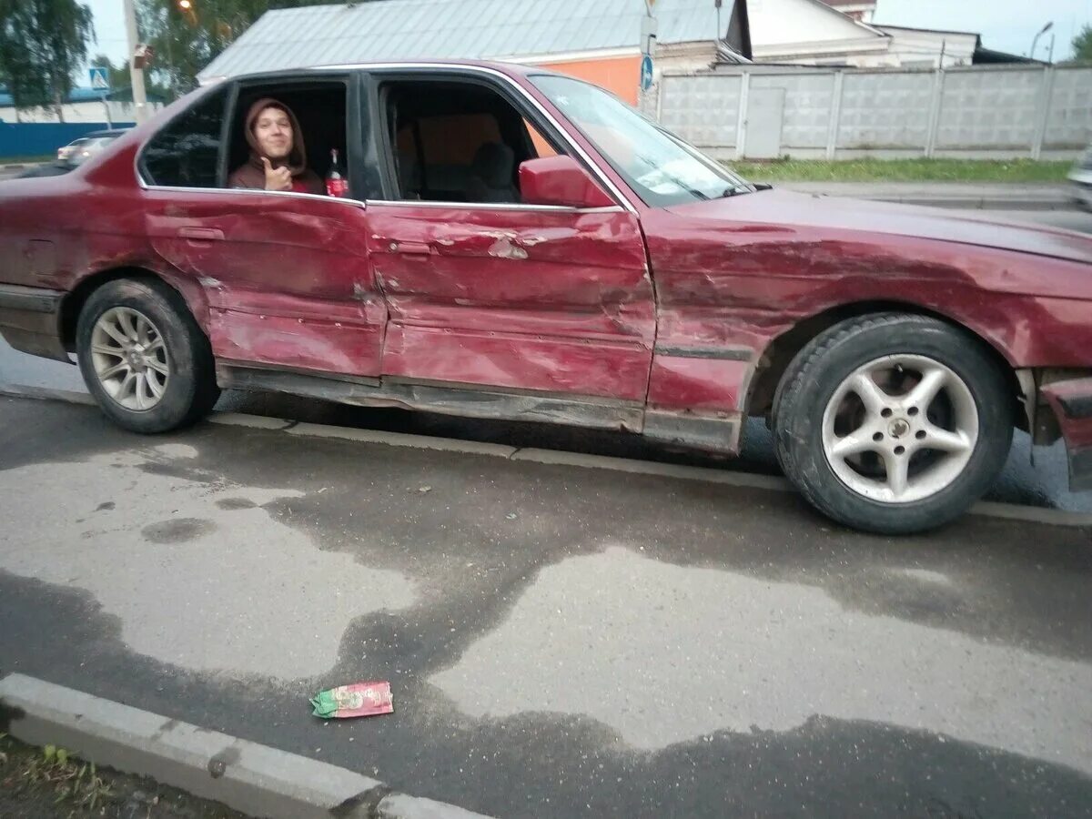 Bmw e34 ржавая. Bmw e34 брошенный. убитая бмв е34. убитая бмв е34. Bmw e34 ржавая.