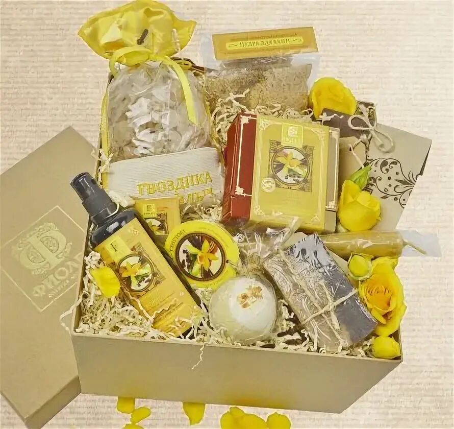 Aroma box randewoo. Арома-бокс подарочный. Набор Арома бокс. Подарок Аромабокс. Аромабокс ваниль.