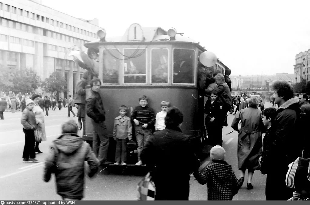 Москва 1987. Москва 1987 год. День города Москва 1987. Новосибирск 1987 год. День города Москва 1987 год.