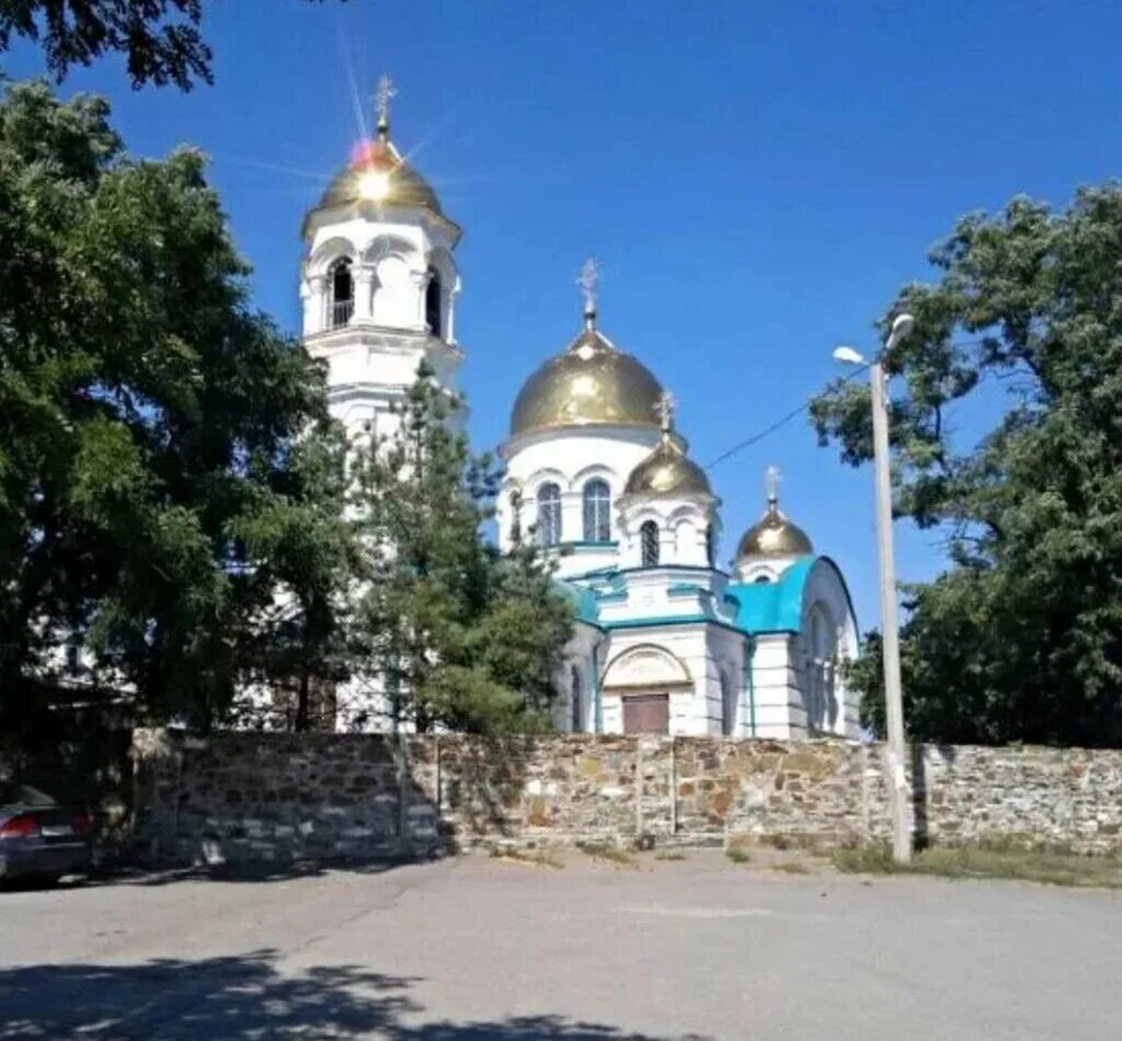 храмы красного сулина. покровская церковь красный сулин. екатерининский храм красный сулин. красный сулин храм екатерины. церковь великомученицы екатерины (красный сулин).