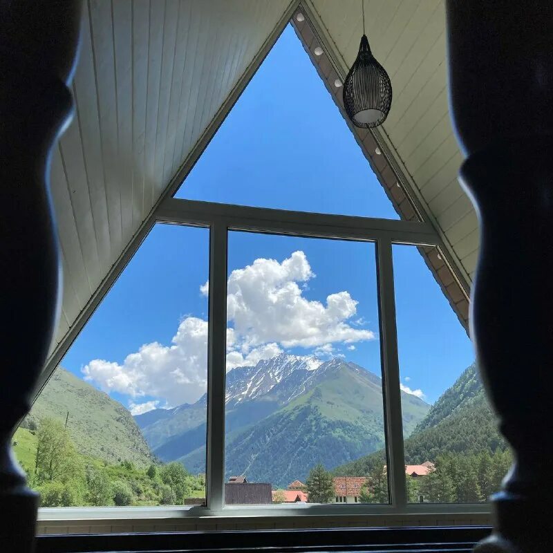 Терскол жилье. Хостел бурка приэльбрусье. Поляна азау приэльбрусье. Терскол поляна азау. Меридиан приэльбрусье.