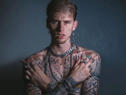 Machine Gun Kelly palaa Suomeen - tällä kertaa suuntana on Ilosaarirock.