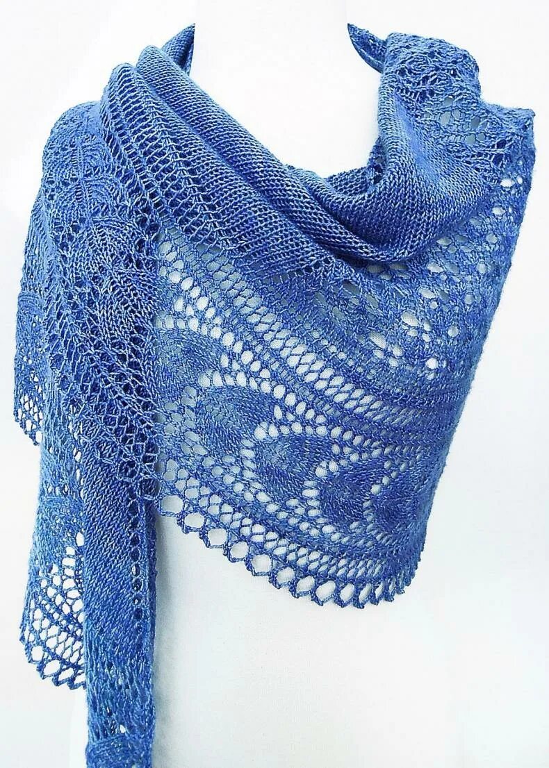 Вязка платок. Holbrook Shawl (шаль Холбрук). Шаль Holbrook Shawl by Dee o'Keefe. Бактус Раверли. Шаль-бактус "Сольвейг".