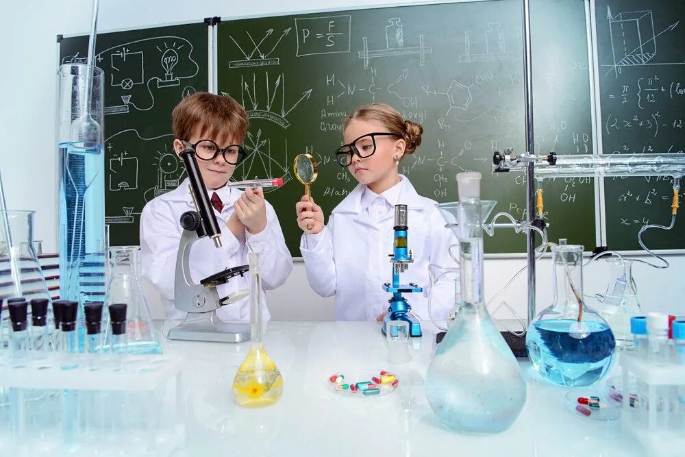 Наличие наука. Химия картинки. Детская лаборатория. Научная лаборатория для детей. Химия лаборатория.