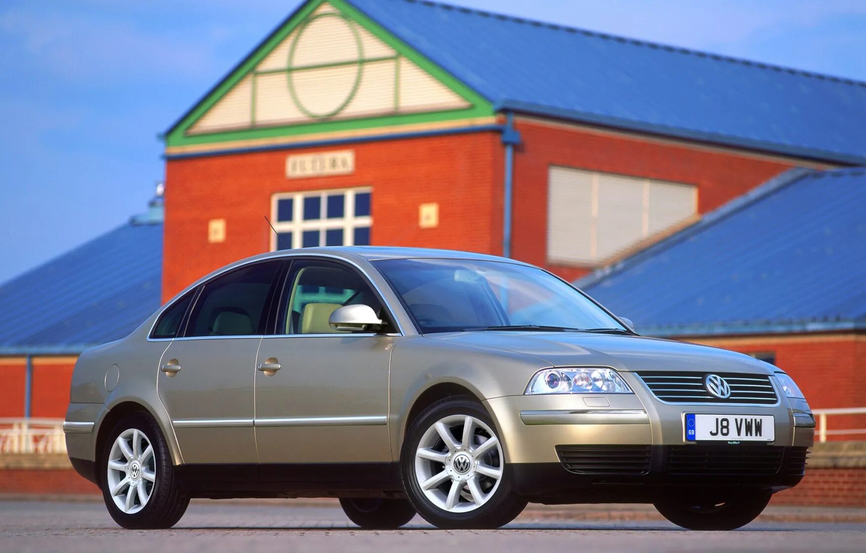 Пассат б5 2000 года. Фольксваген Пассат b5. Фольксваген Пассат b5 2005. Volkswagen Passat b5 седан. Volkswagen Passat b5+ седан.