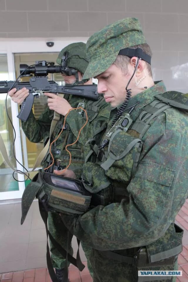 Снаряжение российского солдата. Экипировка ратник 2. Снаряжение российского солдата. Комплект ратник разведчик. Ратник экипировка бронежилет.