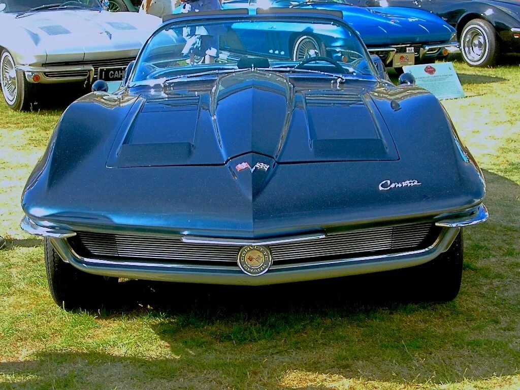 Chevrolet corvette c3 mako shark. Corvette mako shark 1961. Chevrolet corvette с3 mako shark. Шевроле шарк. Corvette mako shark 1961.