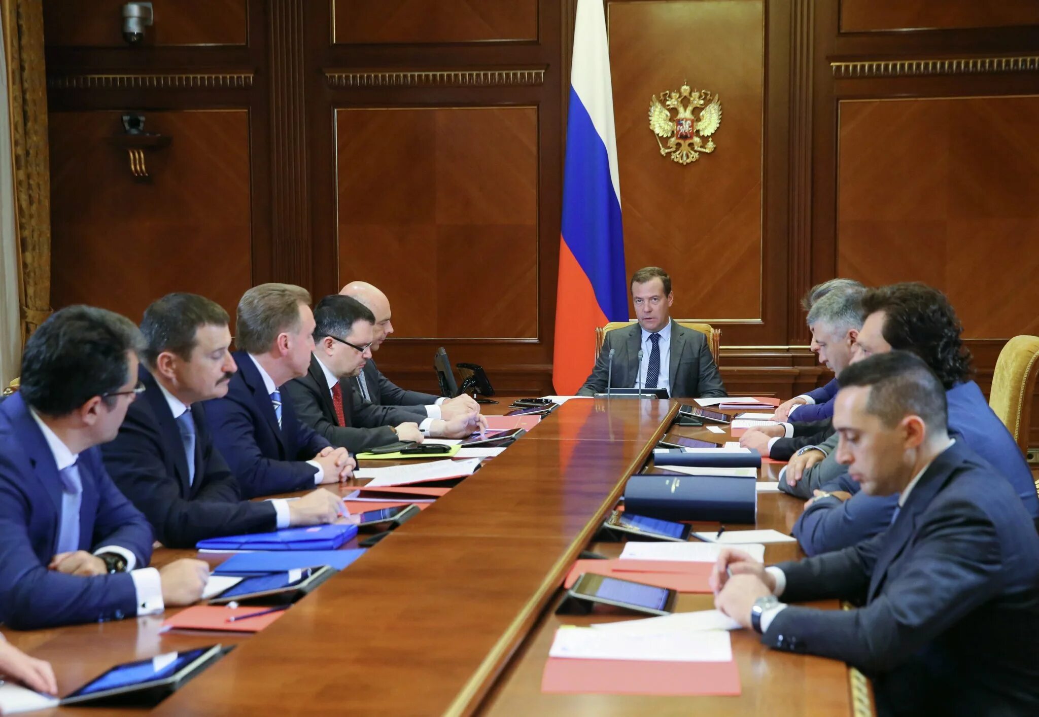 Медведев на заседании. Правительство России Медведева. Наблюдательный совет.