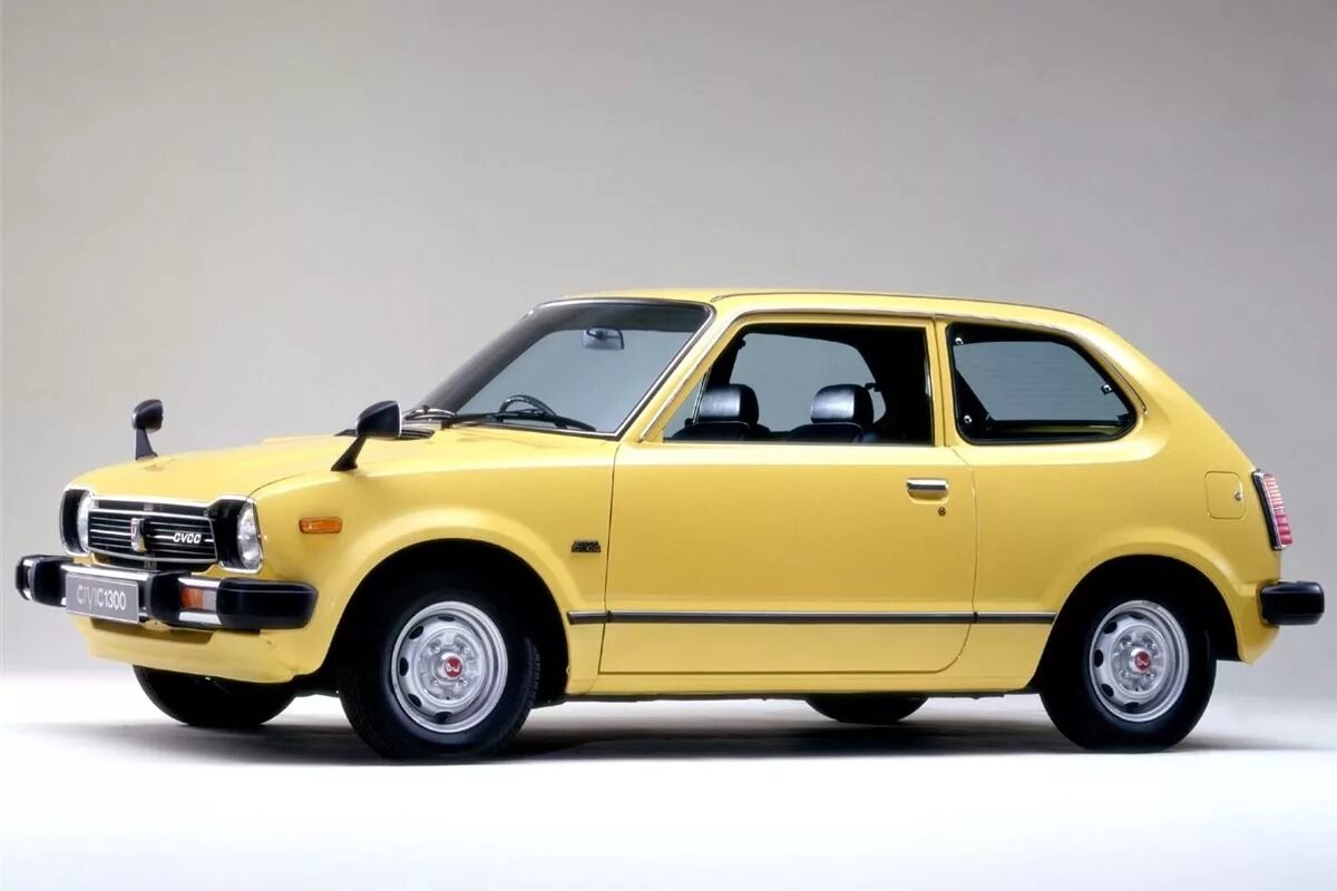 Honda 3 двери. Honda Civic 1972. Honda Civic mk1. Honda Civic 1. Honda Civic 1 поколение.