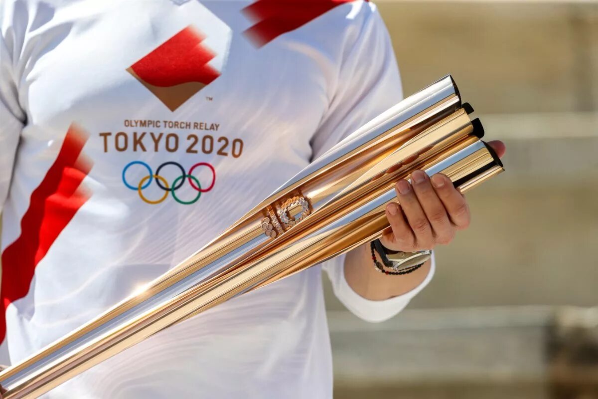 Tokyo 2020 olympics. Олимпийский факел Токио 2020. Токио 2020 Олимпийский огонь эстафета. Япония 2020 Токио.