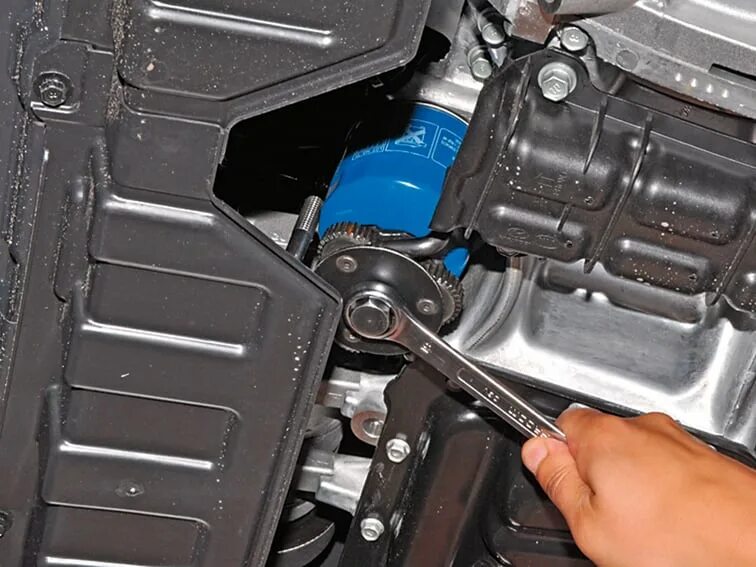 Замена масляного фильтра Хендай Солярис и Киа РИО 3 Auto-Components.Ru
