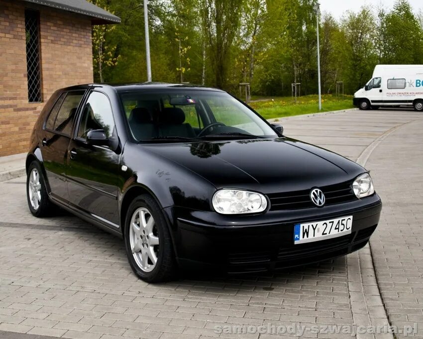 Купить гольф недорого. Гольф 4 2.8. VW Golf 4. Golf 4 2.8 v6 4motion.