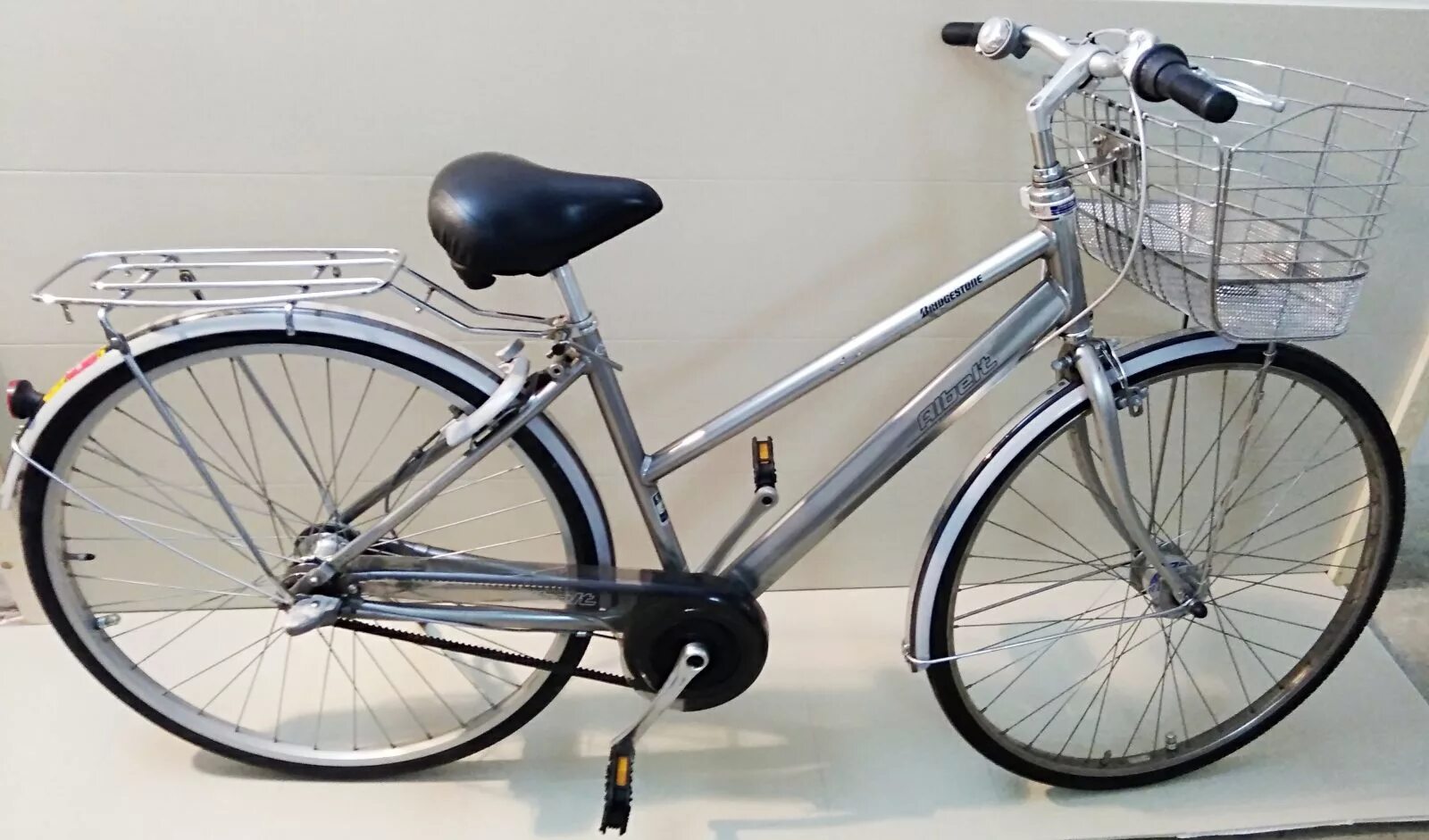 Японский велосипед. Японский городской велосипед. Велосипеды в Японии. Японский велосипед National. Купить велосипед во владивостоке