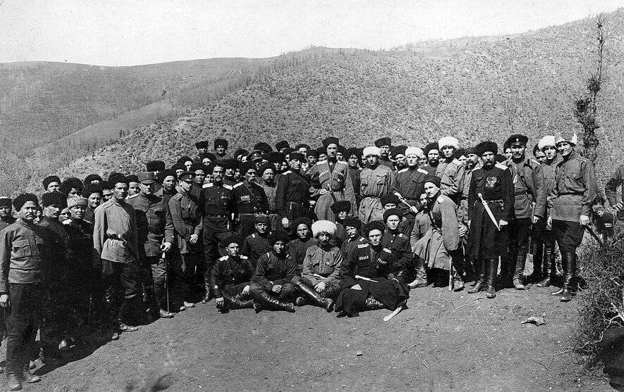 Апрель 1922