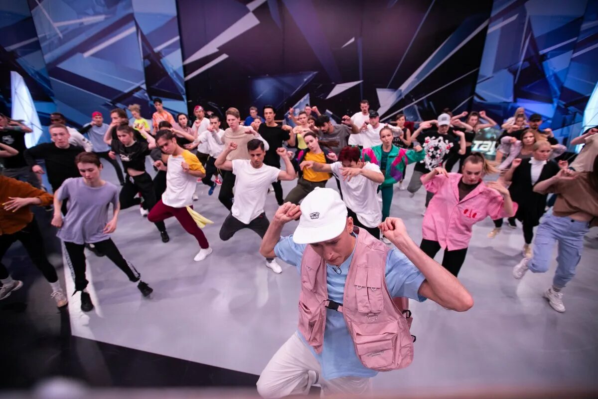 Six dance