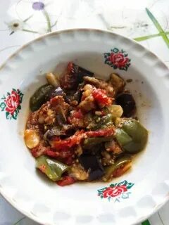 Соте из баклажан с мясом