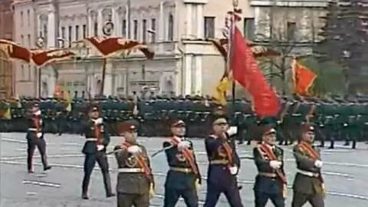 Парад победы 1985 года на красной площади в москве. Парад в москве 1985 год. 9 мая 1965 года парад победы на красной площади в москве. Парад на красной площади 1985. Парад 9 мая 1985 года на красной площади.