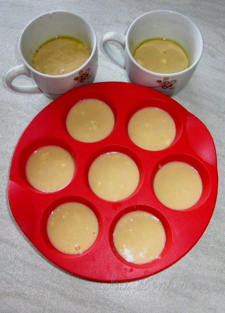 Кулич «пасхальный». Овсяный кулич. Кулич в микроволновке. Кулич в кружке в микроволновке. Кулич в кружке в микроволновке.