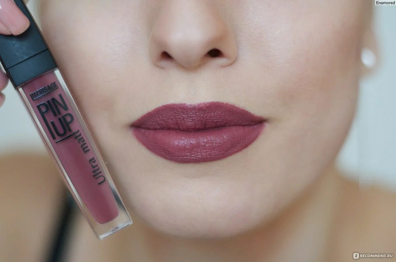 LUXVISAGE Pin up Ultra Matt 34. Тон 33 блеск для губ LUXVISAGE Pin-up Ultra Matt, 5г./. Lux Vizage блеск для губ Pin up Ultra Matt тон 21, 5г. LUXVISAGE жидкая помада для губ Pin-up Ultra Matt.