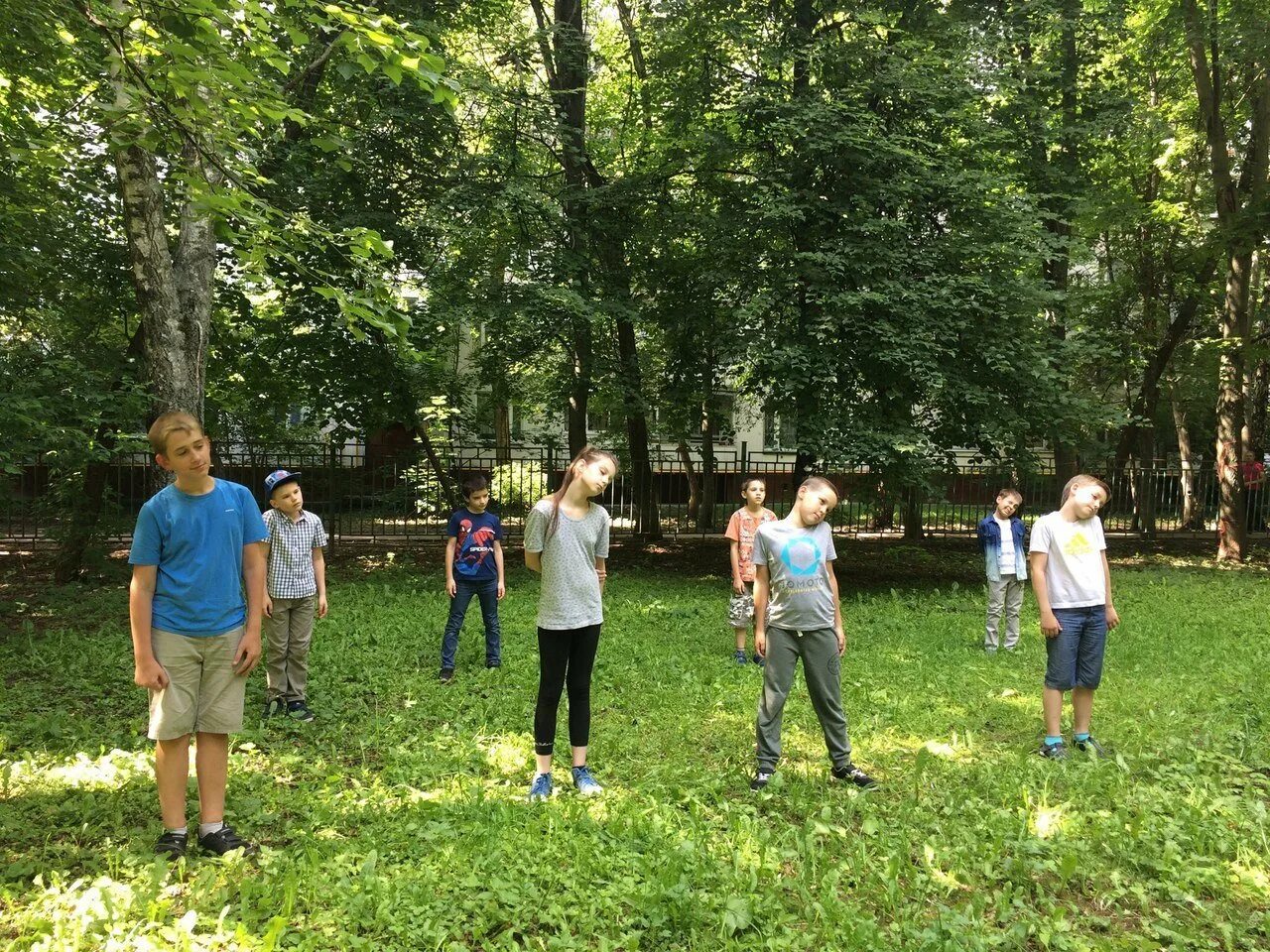 Дол вк. Городской лагерь. Летний городской лагерь Москва. Лагерь в Москве на лето. Улей лагерь летний городской лагерь.