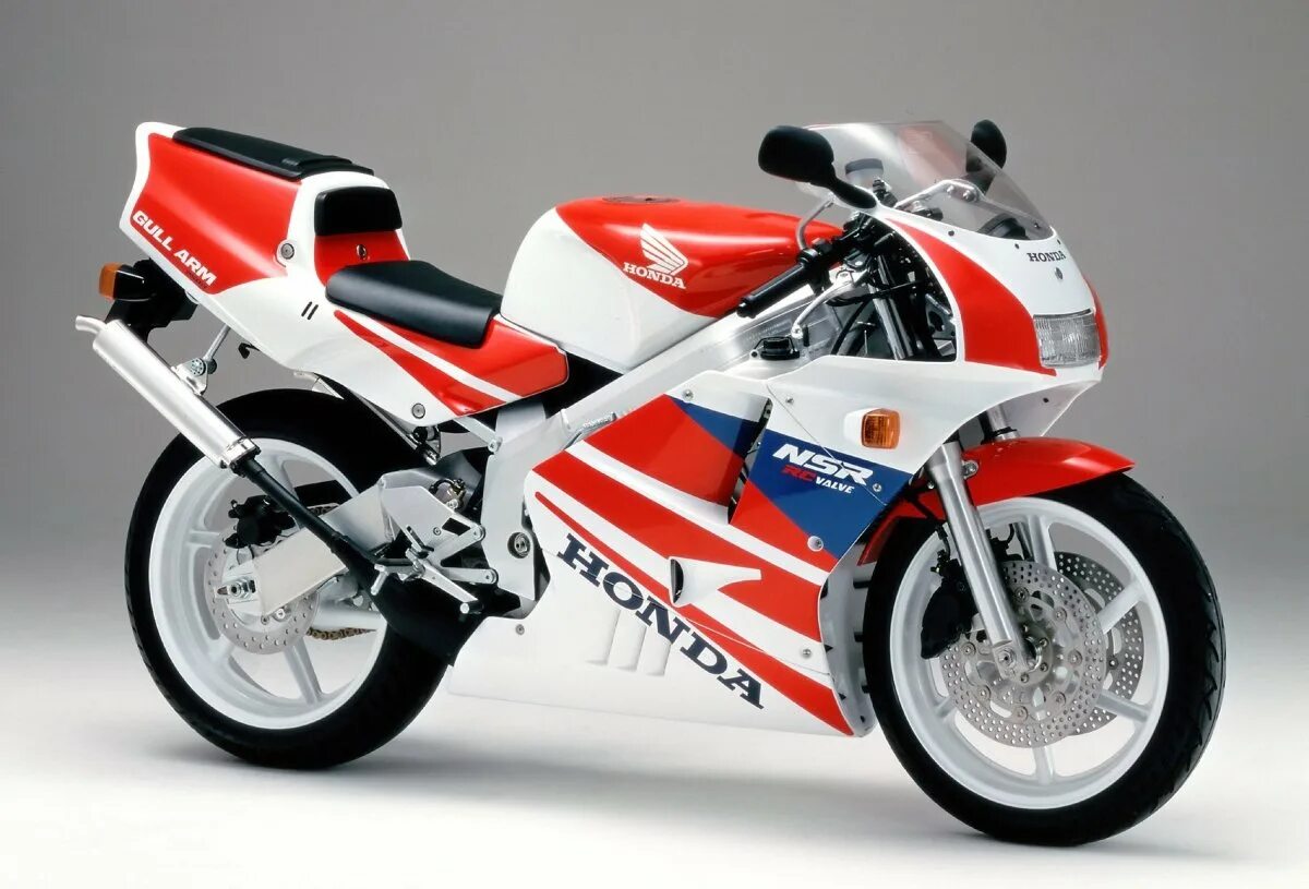 Honda pgm. Honda NSR 250. Honda NSR 250r 1990. Honda NSR 250 MC 16. Honda VFR 400 1990.