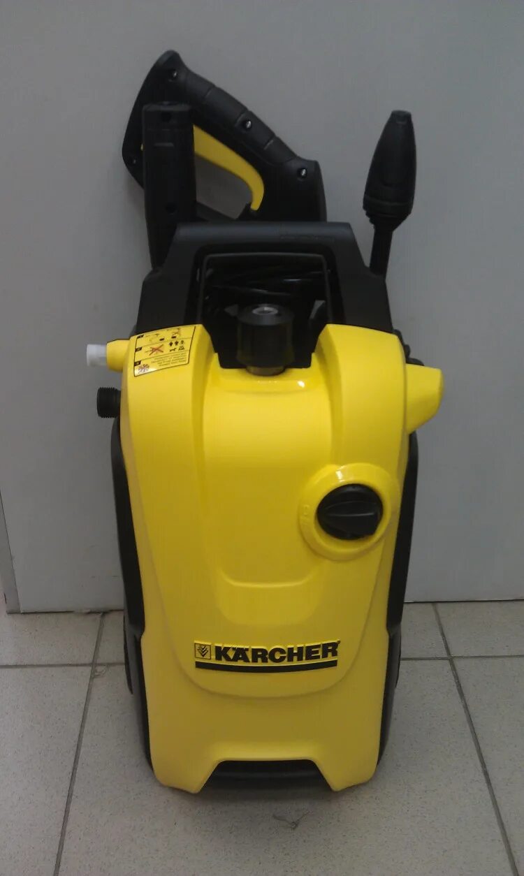 Мойка керхер какую купить. Мойка Karcher k 5 Compact. Мойка Karcher k 4 Compact. Минимойка Karcher к5 Compact. Мойка Karcher k4.200.