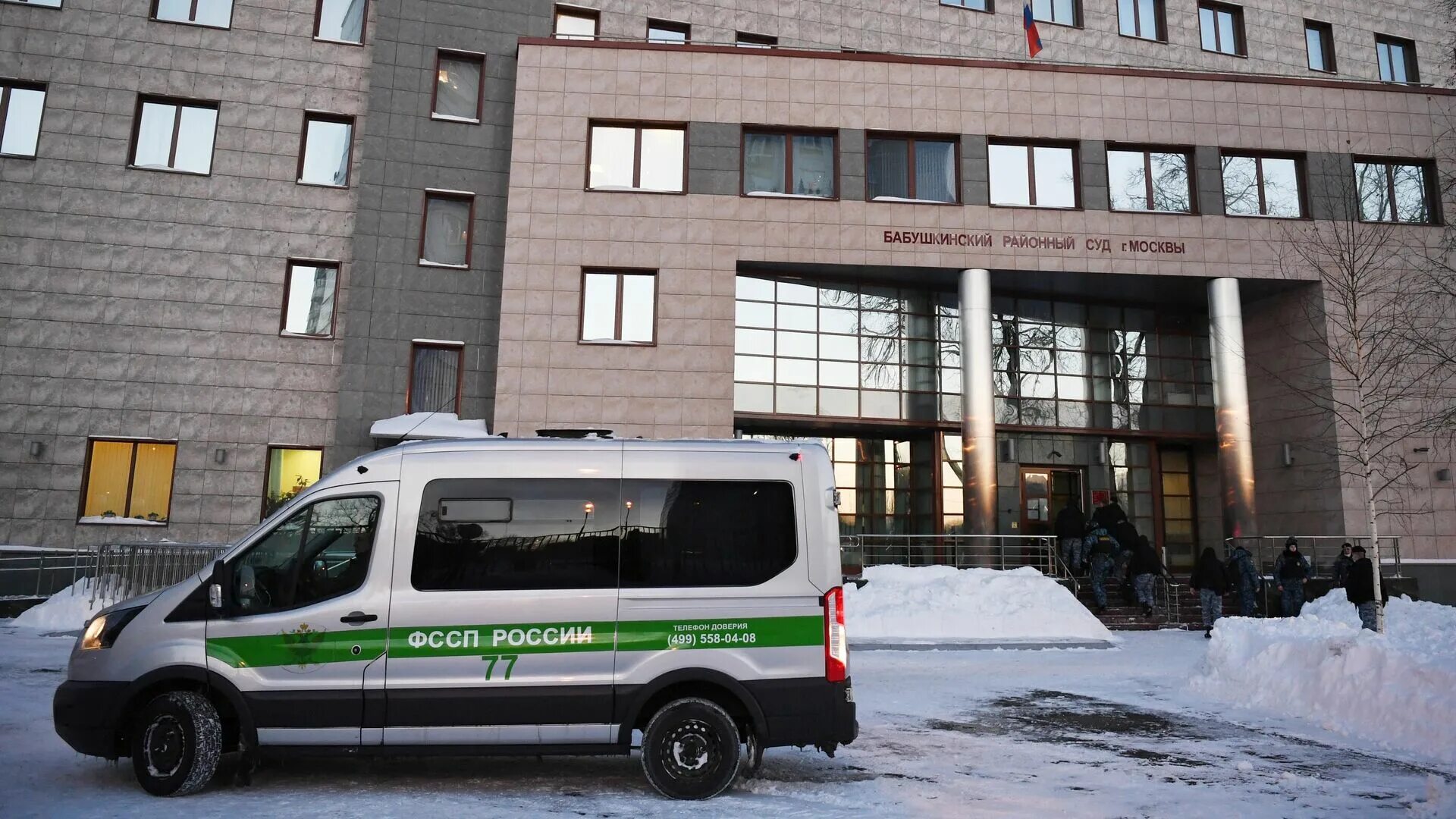 Приставы бабушкинского. ФМБА машины. Автомобиль иностранных дипломатов. Машины федеральных служб.