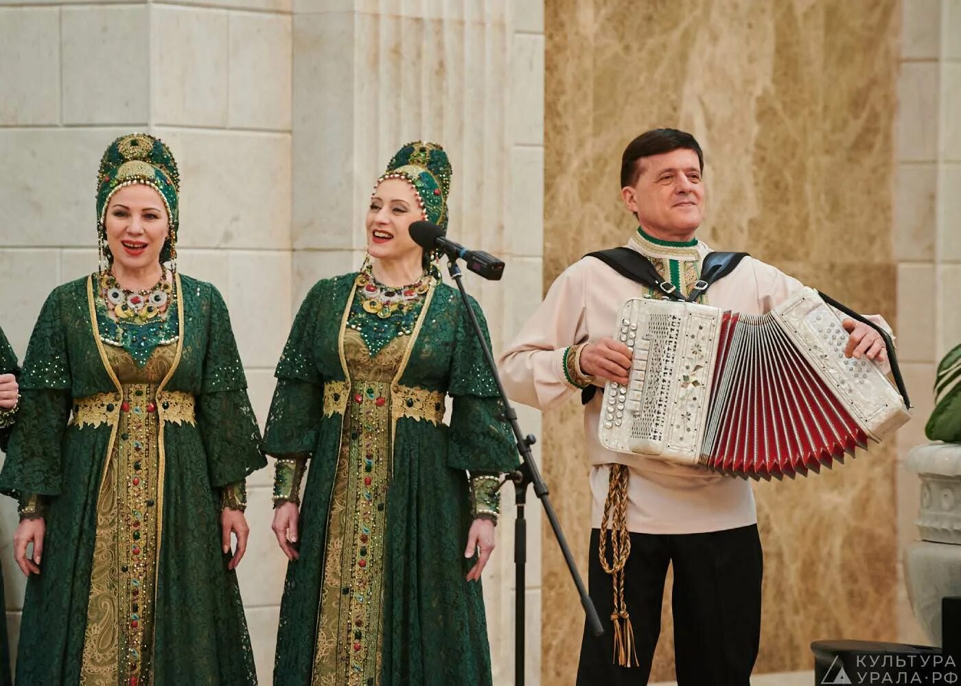 Сайт уральского хора