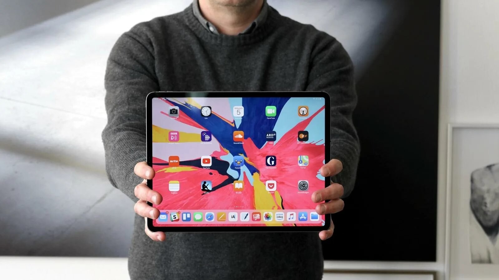 Диагональ планшета 11 дюймов. Apple IPAD Pro 12.9 вспышка. IPAD Pro (12,9 дюйма, 2-го поколения). IPAD Pro (10,5 дюйма). IPAD Pro 12.9 2018.