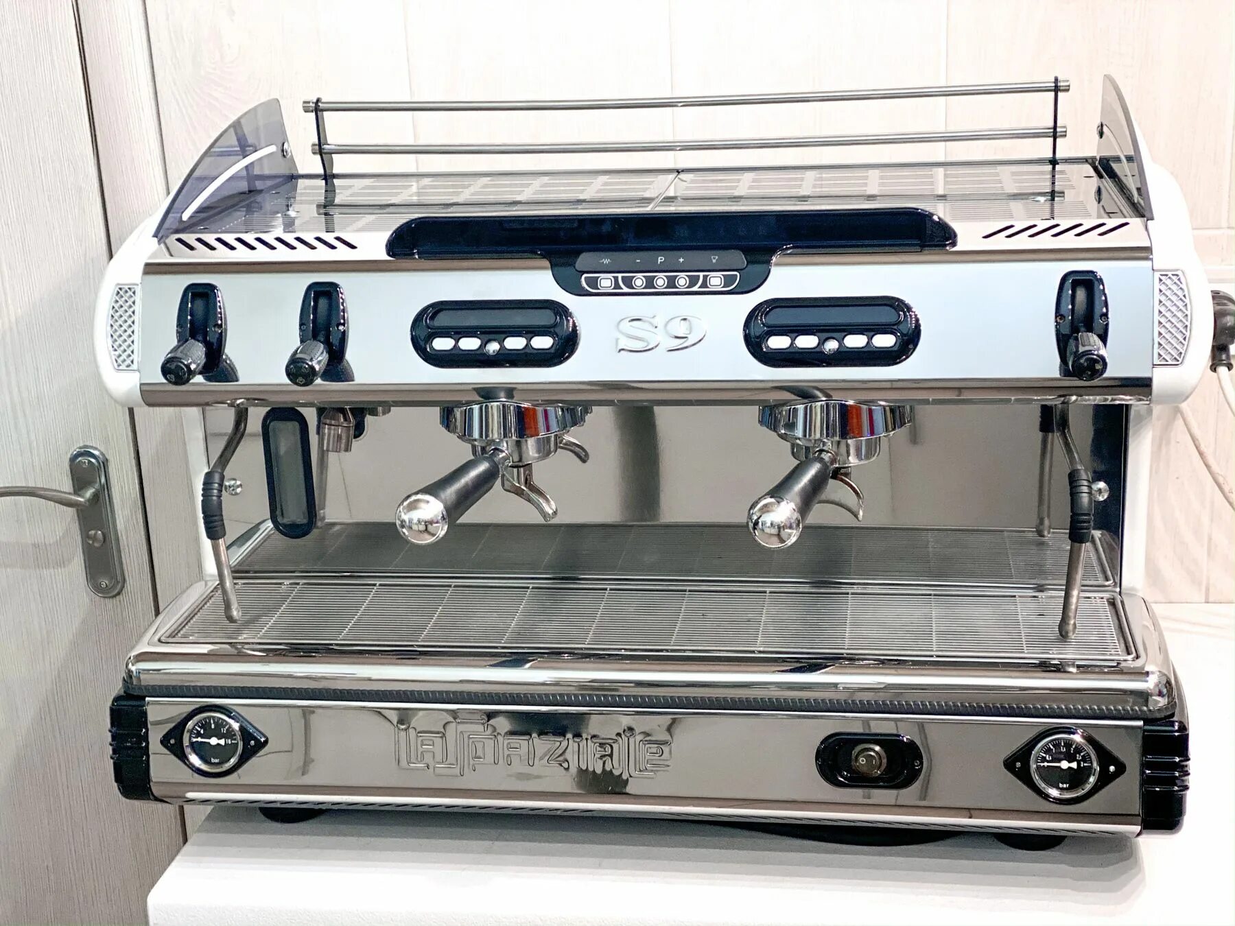 Кофемашина futurmat ottima. Аренда профессиональной кофемашины. Кофемашина expobar elegance 2gr. Кофемашина faema julius. Аренда профессиональной кофемашины.