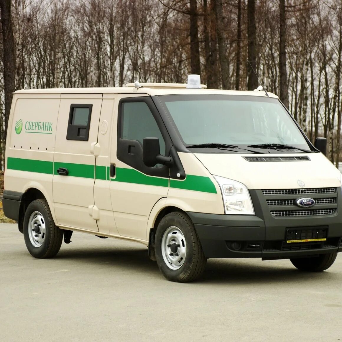Форд транзит инкассация 8 g. Volkswagen amarok инкассатор. Mitsubishi l200 инкассаторский. Ford transit инкассация. Форд транзит броневик.
