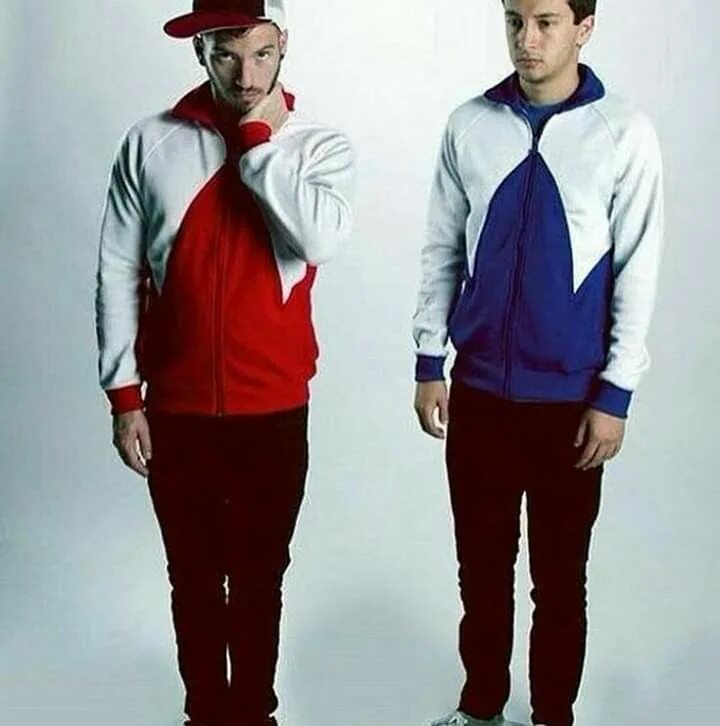 Group of twenty. Твенти ван пайлотс. музыкальная группа twenty one pilots. вокалист твенти ван пайлотс. twenty one pilots 2016.