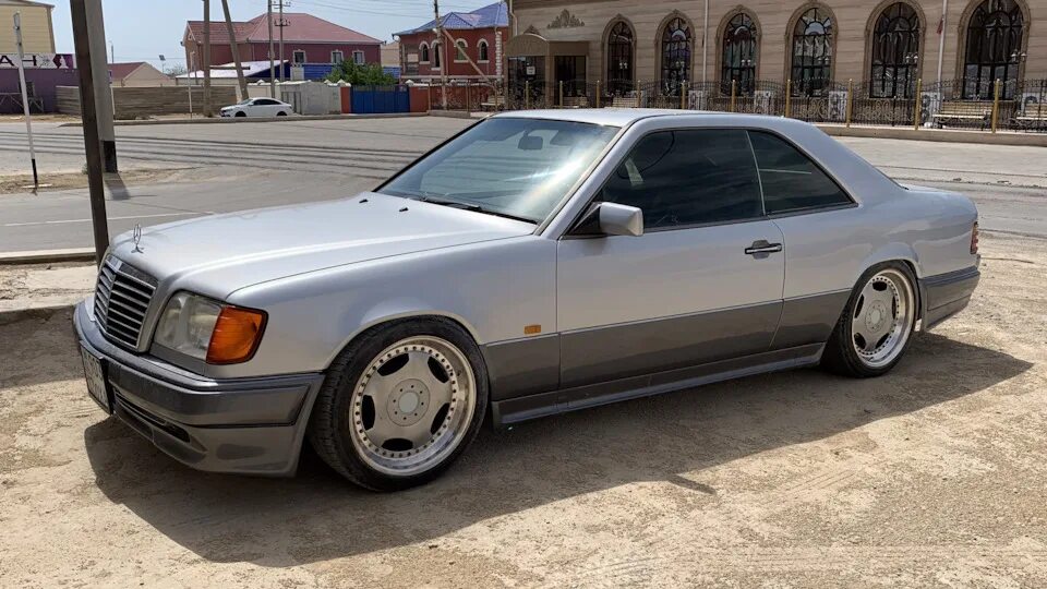 Mercedes-benz w124 купе. W124 e500. C 124. C 124. C 124.