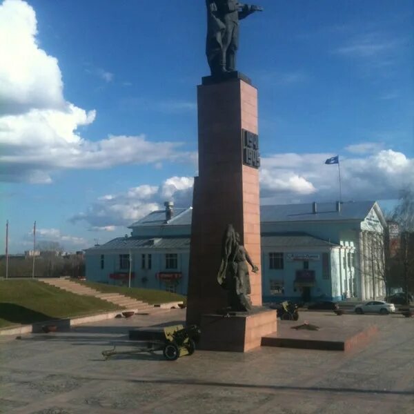 Photos at Мемориал "Героям фронта и тыла" - Шереметевский просп.