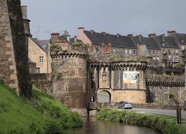 провинция гасконь на карте франции. герб королевства франции. флаг королевства франции 1789. королевство франция годы. королевство франция годы.