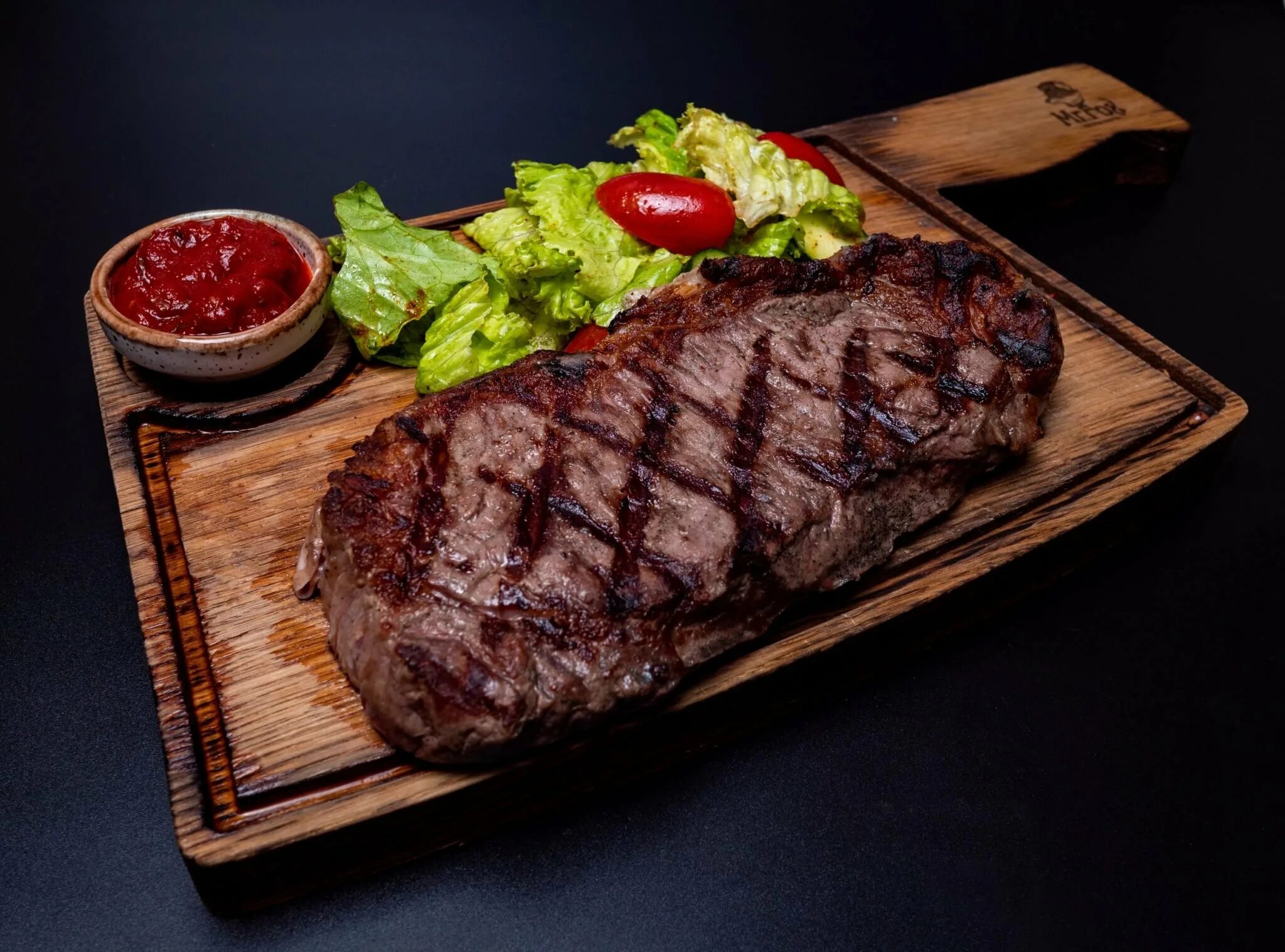 Рибай prime стейк. Стейк стриплойн из говядины. Стейк стриплойн. Стейк стриплойн из говядины. Стриплойн стейк нью-йорк.