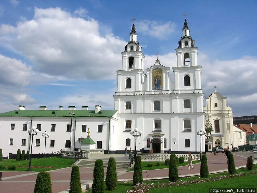 Свято духов собор минск. Свято духовом кафедральном соборе минска. Главная церковь минска. Кафедральный собор святого духа минск. Кафедральный собор сошествия святого духа.