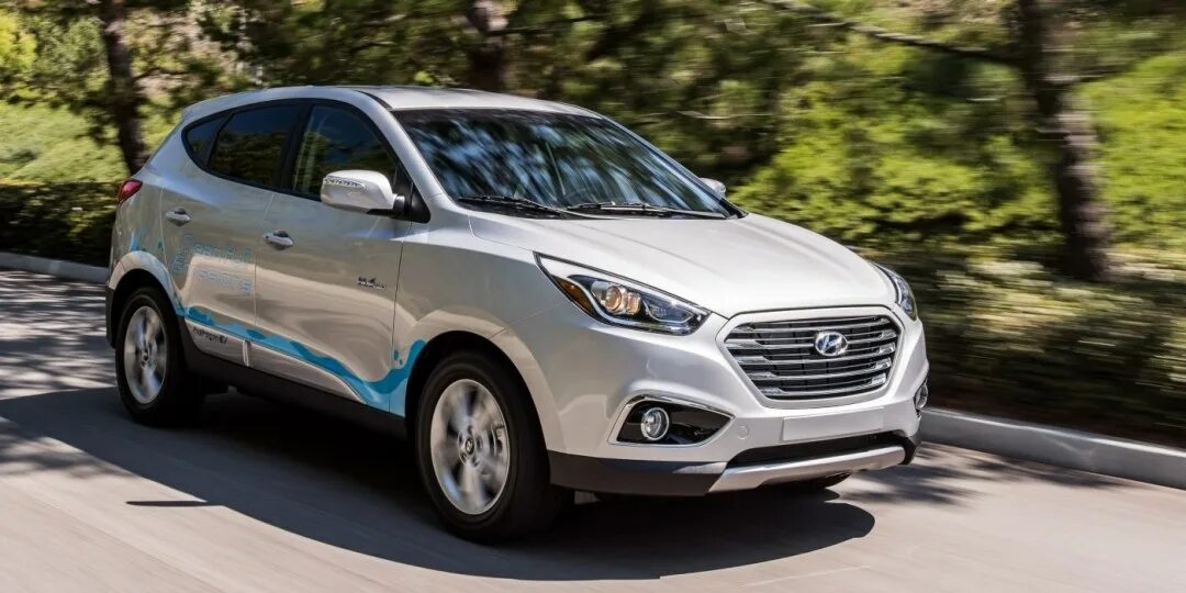 Полноприводный кроссовер солярис. Hyundai ix35 fcev. хендай солярис кроссовер. хендай солярис паркетник. hyundai solaris crossover.